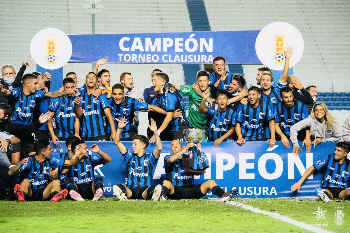 NahuelBeau's tweet image. HILO | "El método Liverpool" 

Escribo sobre el exitoso presente del Negro de la Cuchilla, y las claves de su éxito desde hace años apoyada en una gran gestión en todo sentido. 

El merecido campeón.