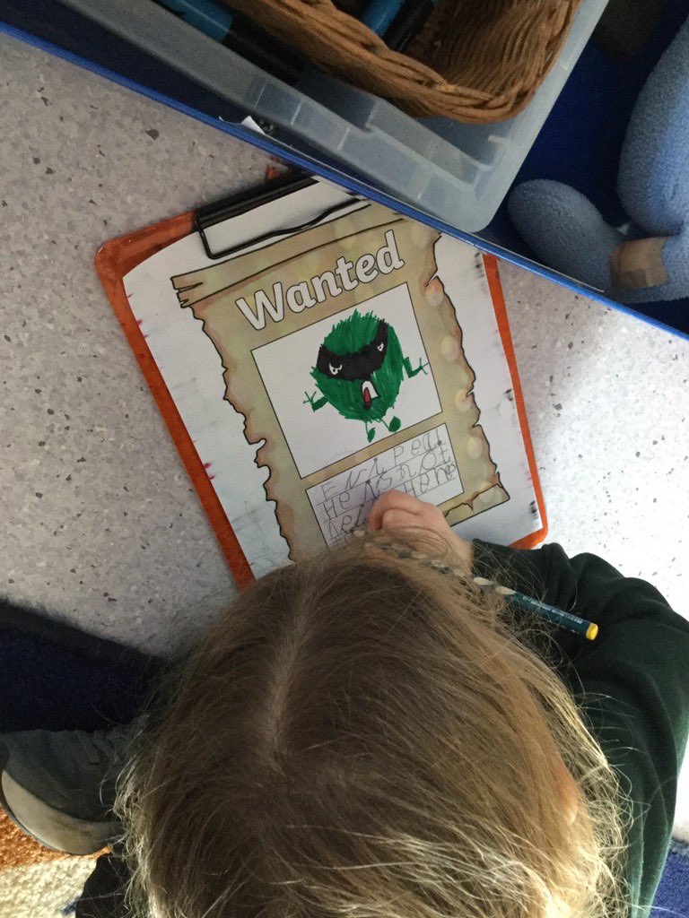 EyfsSsas's tweet photo. Reception were in for a big shock when they came into school this morning... they had to try and figure out who was behind these terrible crimes!! The prime suspect was EVIL PEA! 😲 @ssascommunity https://t.co/8uL4mUZTk7