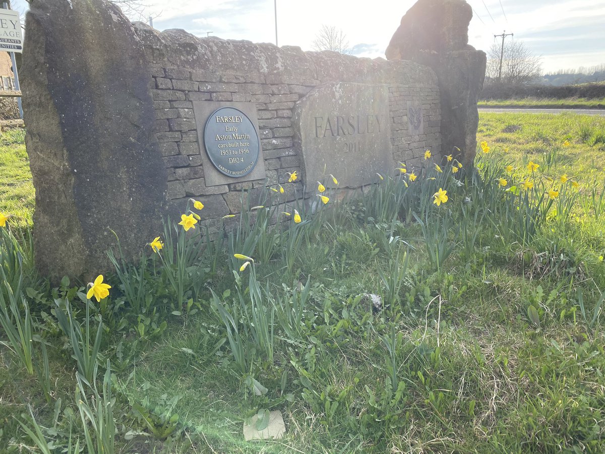 Farsley in Bloom tweet media