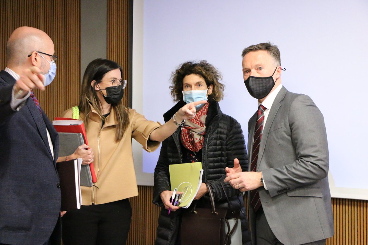 Liberals tweet media