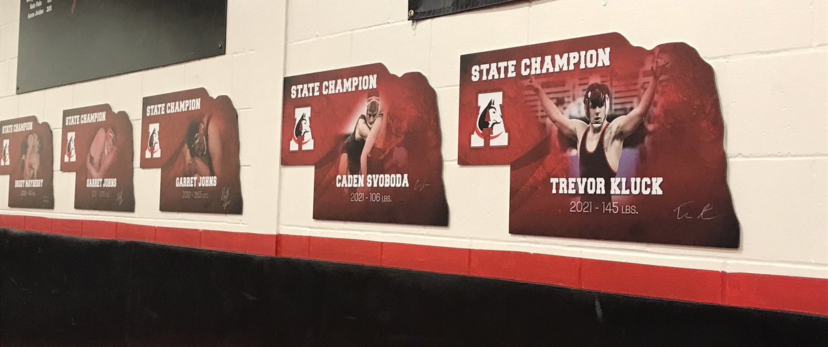 Aurora_Wrestle's tweet photo. Newest addition to the wrestling room. STATE CHAMPIONS 💪🏻💪🏻@Caden_Svoboda @TREVOR_KLUCK https://t.co/ugSDWiB0Km