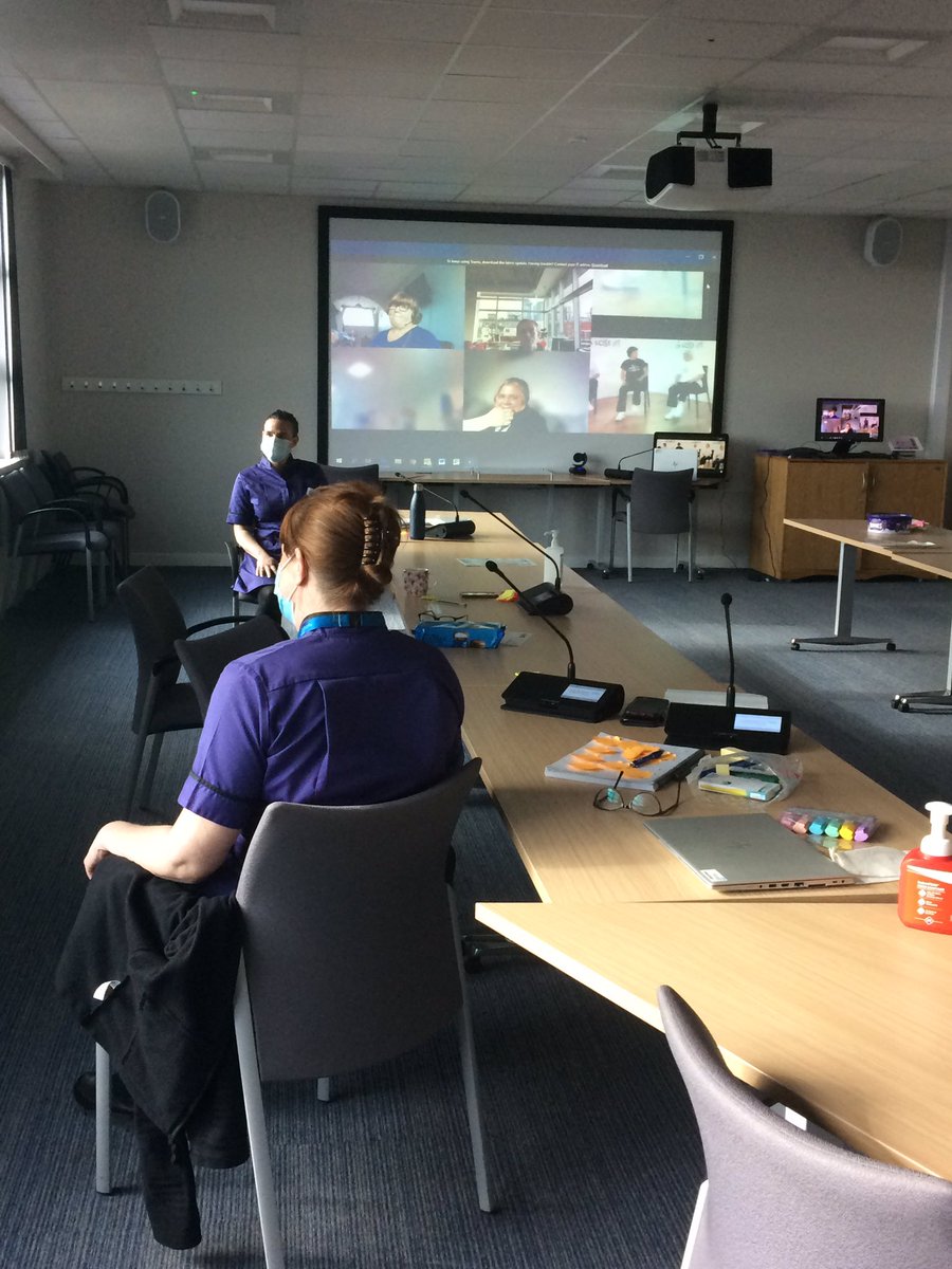 DebraMeehan's tweet image. A lovely afternoon of reflection with my fab team including a chair yoga session courtesy of RITA #restandreflect  @beckyish1 @amandafarquhar6 @HoughtonRachel @MartyneHortonJ @Chezzels2