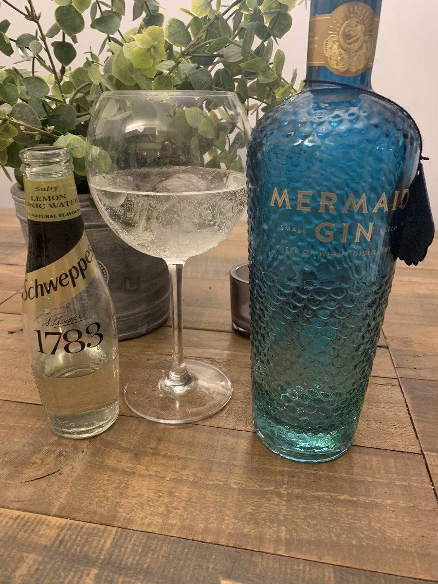 Great combo <a href="/craftginclub/">craftginclub</a> 🥰