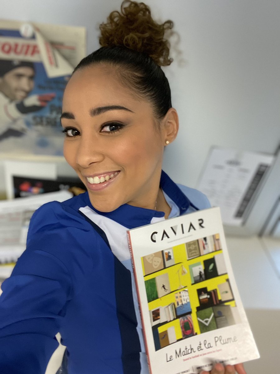 lequipedusoir's tweet photo. 🎁 CADEAU 🎁

@vsainsily vous offre un peu de lecture avec le @MagazineCaviar football, société et littérature 🗞

Pour gagner : RT + Follow @lequipedusoir @MagazineCaviar 🍀 https://t.co/4St75O2Qh8