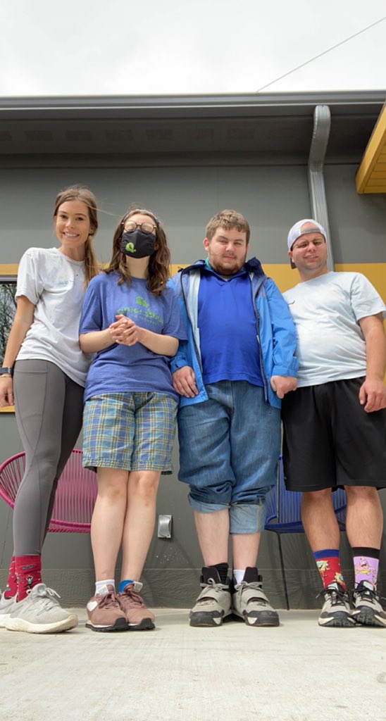 April Brossmann tweet media