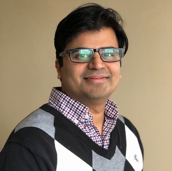 ROSEmaskCA's tweet photo. Dr. Syed Rizvi is an expert in textiles engineering and PPE 😷 He has a PhD in Material Sciences and he’s using his world class knowledge to help develop the #ROSEMask 

#COVID19 #ROSEProject https://t.co/Kdamm9uqMa