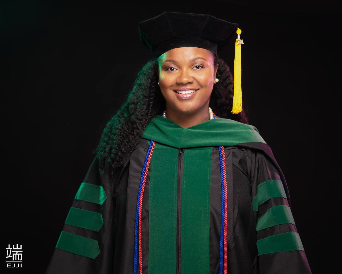 DrNaturalHY's tweet photo. #MedTwitter #BlackMedTwitter #BlackTwitter #IMProud #NYITCOMAR #MatchDay #WomenInMedicine #SNMAMatched #GraduationPhotos #medgradwishlist #SNMAMatch https://t.co/pmZRtqYHeu