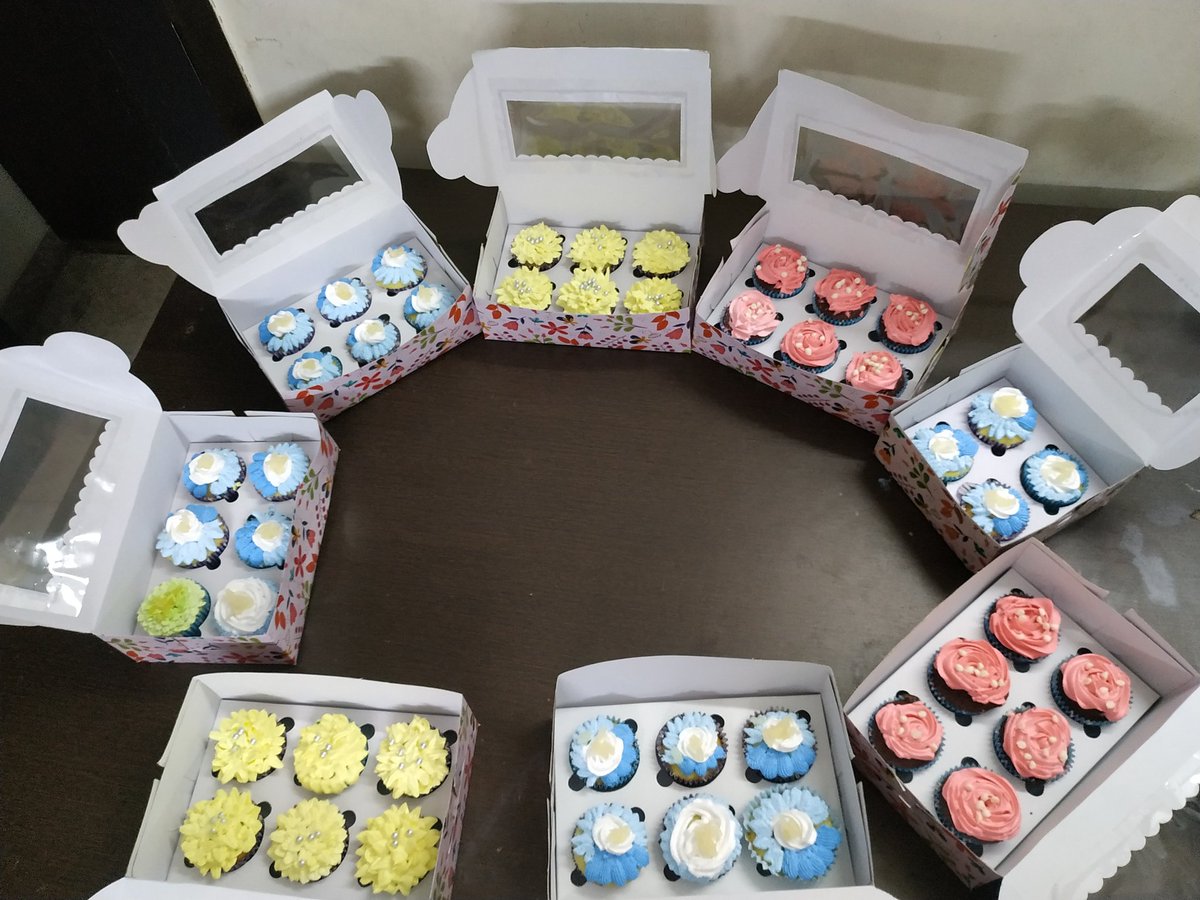 DashneetB's tweet photo. For ordering amazing cupcakes contact midnightbaker07 on instagram. 
And do watch the amazing reels on instagram
Link below 
https://t.co/Ahk64mbD08
#MondayMotivation #MondayMorning #MondayMood #Mondayvibes #bakersgonnabake
@AADirIIHMDELHI https://t.co/Ekpmo0xGVT