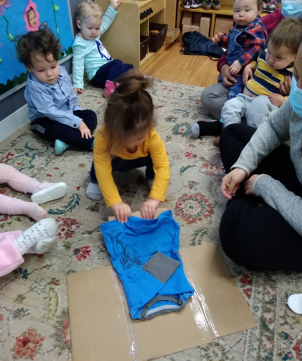 BritleysC's tweet photo. Learning how to fold laundry! 👕

#Montessoritoddler #practicallifelesson #laundryactivityforkids #everydaylifeskills https://t.co/ZdHdhUNABc