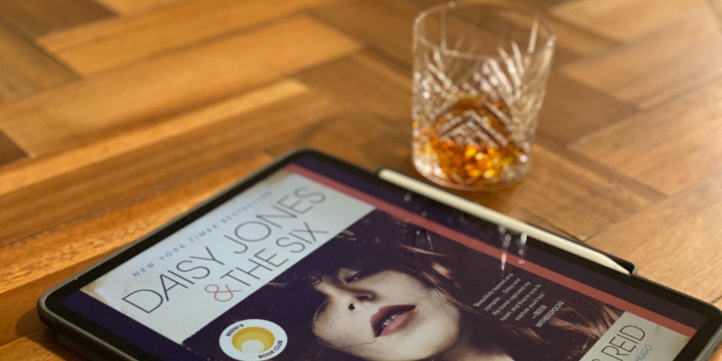 BookandBitchPod's tweet photo. We're delving into our April book pick--Daisy Jones &amp; The Six by Taylor Jenkins Reid! It's not too late to start reading before our episode! Come Book &amp; Bitch with us. 

#DaisyJones #DaisyJonesAndTheSix #TaylorJenkinsReid  #AmReading #Books #BookClub #BookPodcast https://t.co/r0JM3W6Shx