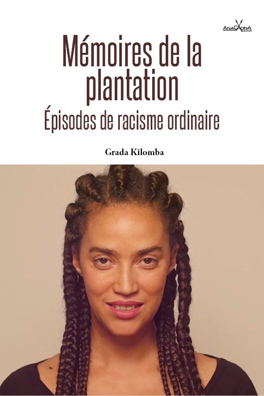 Il est ENFIN là ! Notre nouveauté : l’essai incroyable de Grada Kilomba. Publié au départ en Allemagne, il s’est tout de suite imposé comme un classique des études postcoloniales et de genre. À commander sur le site et en librairie 📚