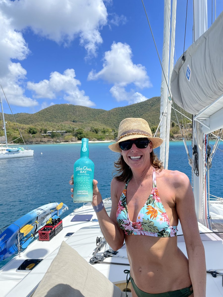 y_gro_up's tweet photo. 3/22 in the bay beneath Kenny’s house.  @kennychesney  @noshoesnation  @BlueChairBayRum https://t.co/VSNMZCxd99