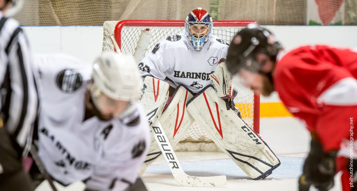 77phlhtchnsn77's tweet photo. EIHA South Cup @HaringeyHuskies vs #SolentDevils @Yourallypally #huskies start well though just cant get the result #EIHA #SouthCup. More photos here https://t.co/UO3iwDxX8z https://t.co/xpovOWyN0i