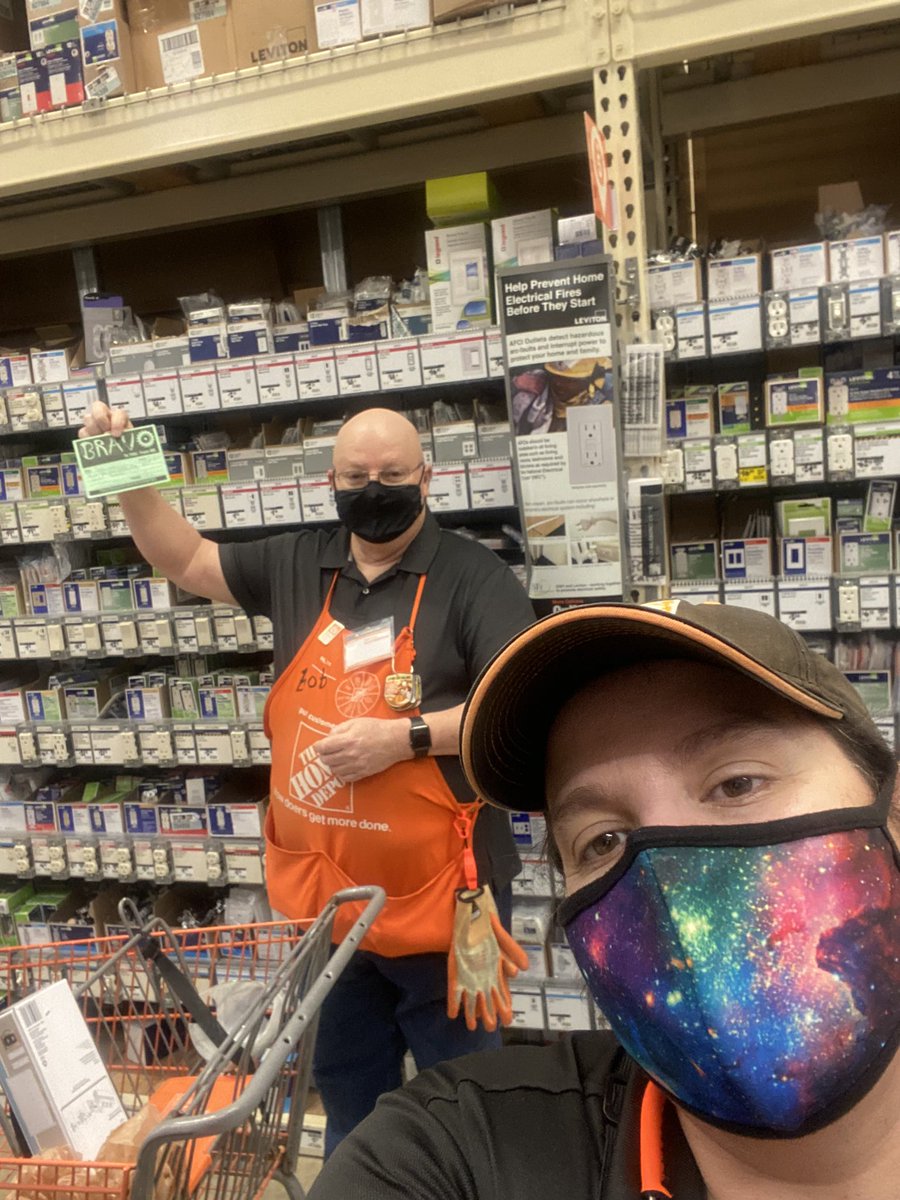 vtators11's tweet photo. Bob doing a fantastic job on closing electrical.  Thanks Bob for all the hard work.. https://t.co/RAuzdoOaNS