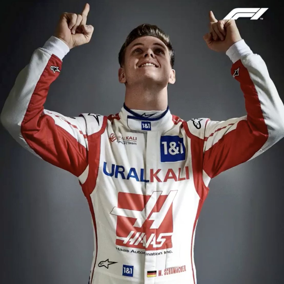 ESPNF1's tweet photo. Never change Kimi 😅

(via @F1) https://t.co/QxorBdNOc1