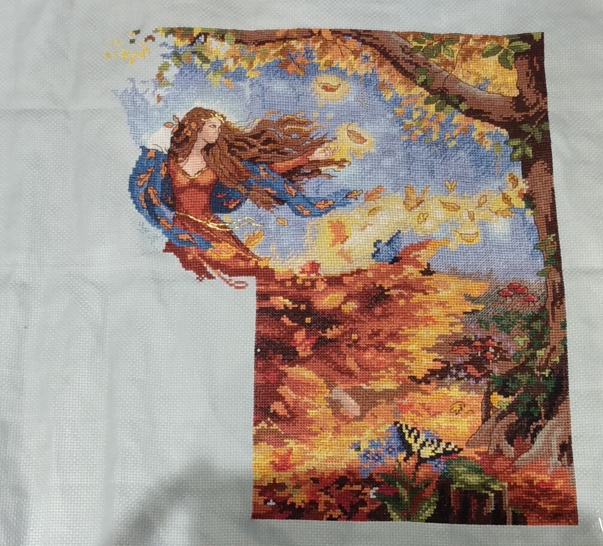 Mseng25's tweet photo. Finally made it over halfway ^_^
Pics of pre and post back stitching details picked out https://t.co/rO4nrtNRuL