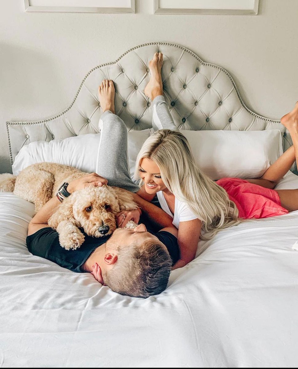 shopsatlegacy's tweet photo. We may have lost an hour of sleep to daylight savings, but @Cariloha is helping us make sure the sleep we DO get counts with their luxurious, eco-friendly bamboo bedding! 😴 📷: jesshogancrum https://t.co/li8qVW0xNv