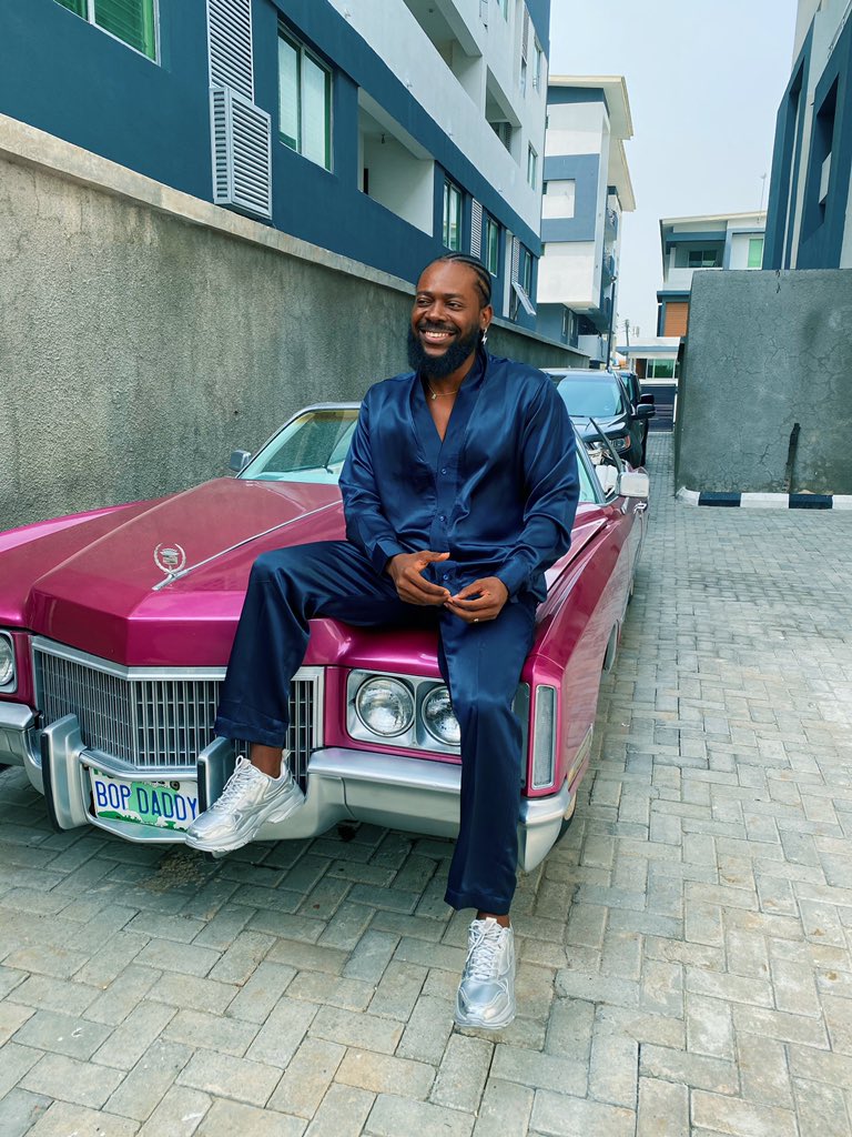 scad_official's tweet photo. Let's be honest, #AdekunleGold is a star, rich, talented and influential. Even if he doesn't have any intention of cheating on #simi, imagine the number of ladies throwing themselves at him. How many would he say no to??? 💀💀💀 https://t.co/LvlefZiKv1