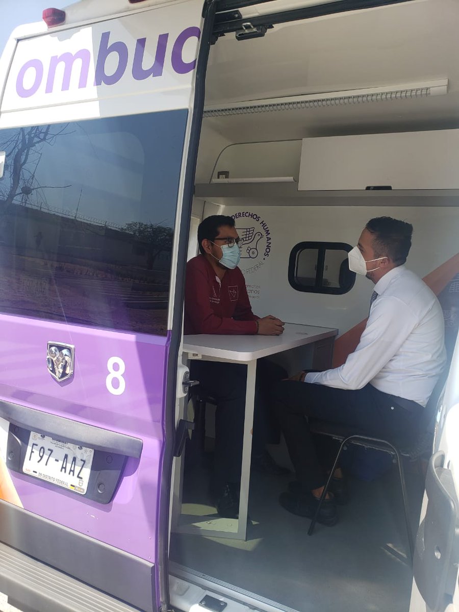 AlcCuauhtemocMx's tweet photo. El #Ombudsmóvil de la @CDHCMX ya se encuentra en la 📍Plaza Tlaxcoaque. ¡Acércate si necesitas asesoría jurídica, mediación de conflictos y ordenamiento territorial en materia de #DerechosHumanos! 

Te esperamos hasta las 16:00 h. ⏰ https://t.co/GEbfL3GTDc