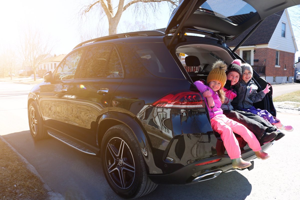 Room to grow 

.
.
#mercedesbenzcanada #mbptbo #gle450 #suv #roomy #family #friends #grow