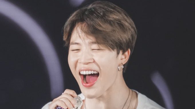 pjmngallery's tweet photo. I think we all miss park jimin https://t.co/FAajn4ko3B