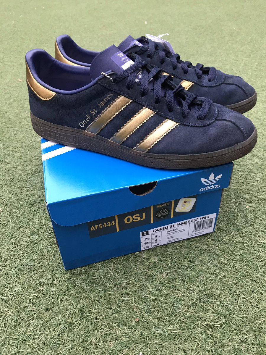 pulmuris's tweet photo. My first custom - Adidas “OSJ”

These have been created for Orrell St James ARLFC to raise funds for the amateur rugby league club. 

For those who want to get their hands on a pair, they will be raffled off (more details to follow). https://t.co/bkihS6PT8c