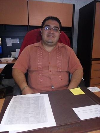 pako_red's tweet photo. #Primicia.  Enojada la titular @SEDENER_Tab @SheilaCadena , corre al Administrativo,  @Gustavo58783728 #GustavoMendoza. Le pidió su renuncia con fecha 19 de marzo. Jefes de áreas financiero, compras, recursos humanos y servicios generales desfilan      presunto desfalco, dicen https://t.co/7MouMrLYkj