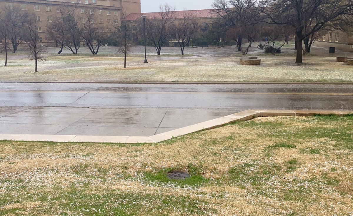 MRosettaADV's tweet photo. It is still raining pretty hard on campus, so be cautious if you are coming this way. https://t.co/4Q22CiWJDw