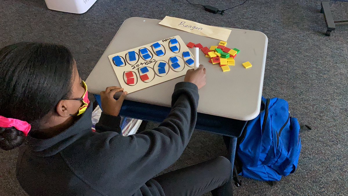 aaronmoon452's tweet photo. Day #2 of division modeling with Cohort A! “Creativity is a piece of the mind telling you to think uniquely and individually”-Aaron Moon #LNES https://t.co/3hWNzb8Jwq