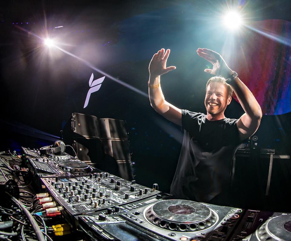 Ferry Corsten Connects With Ruben De Ronde For “Bloodstream”

djtimes.com/2021/03/ferry-…
