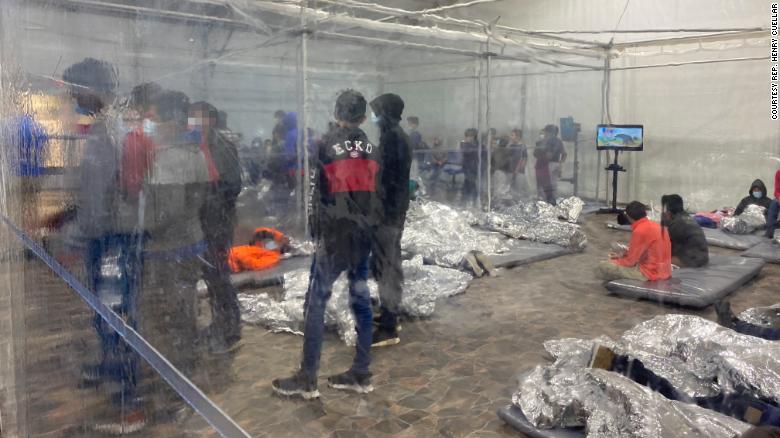 CNN's tweet photo. These photos reveal the conditions for children and adults in a US Border Patrol overflow facility in Texas https://t.co/txkPByQToy https://t.co/4mtQmh0VQz