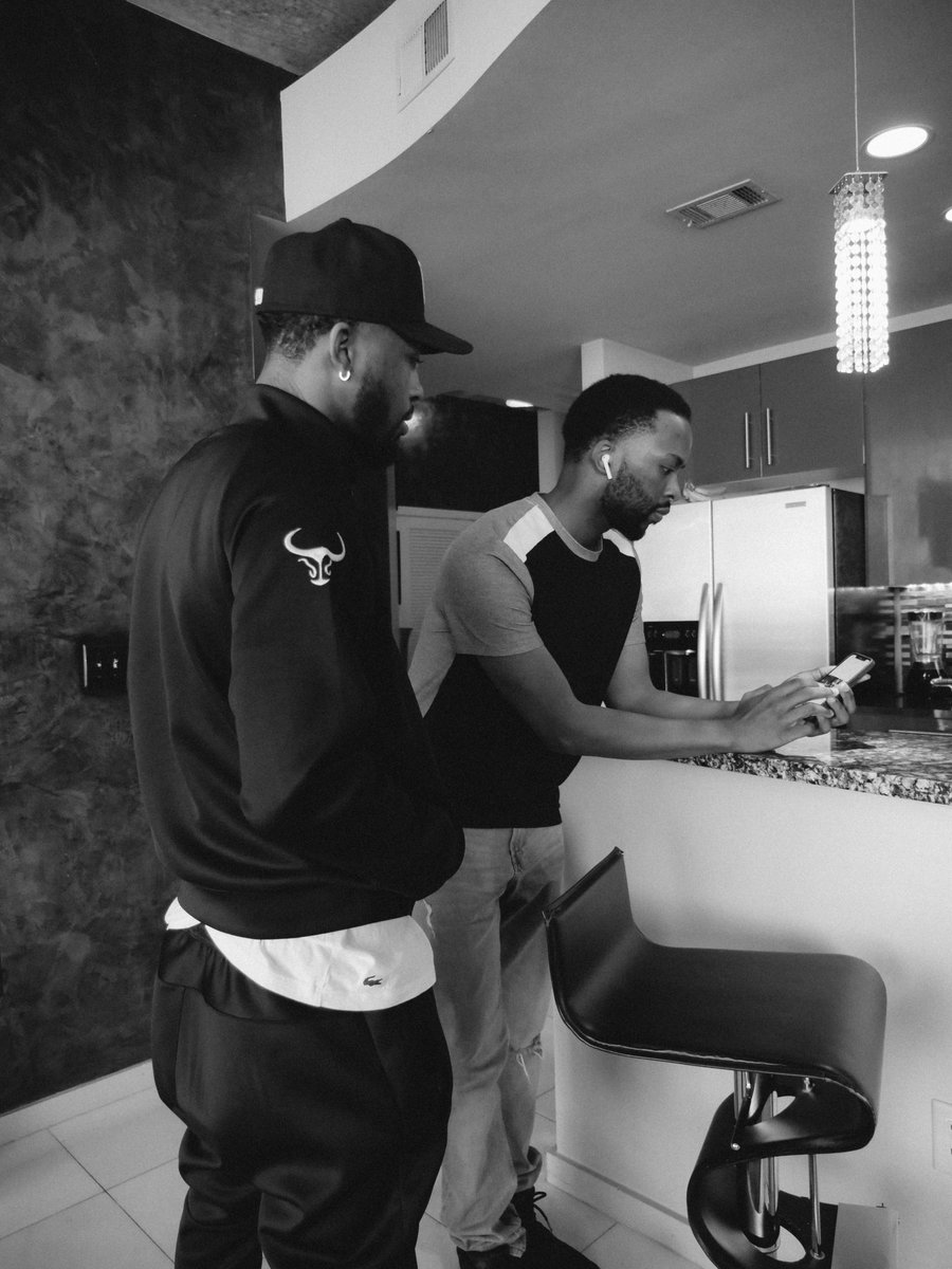 itsmsaw's tweet image. I started working with Devy when he was a jr in high school. We spent those first couple years working on his voice, sound, writing, performance, catalog, etc. building a solid foundation. Development is a lifelong journey full of lessons &amp;amp; failures but success is in perseverance