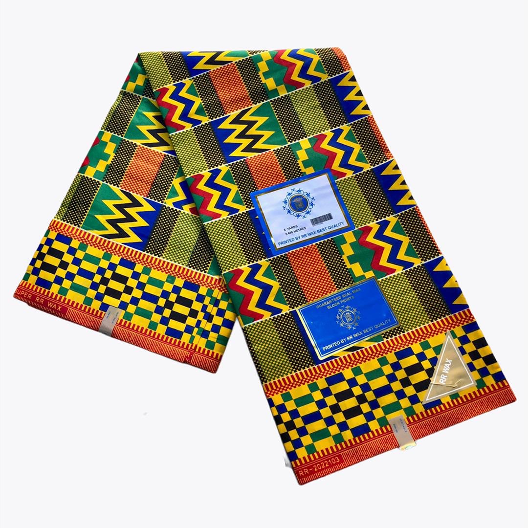 KEJI_FAB's tweet photo. Kente or Kampala? 
Which is your favorite?

I have these beautiful prints for sale 

Fabric: Ankara 
🏷 2,500
✂️ 6yards

Location: Lagos 
Please retweet my customers are on your TL 🤲🙏🏽
@_DammyB_ https://t.co/oYK3mrkwu5