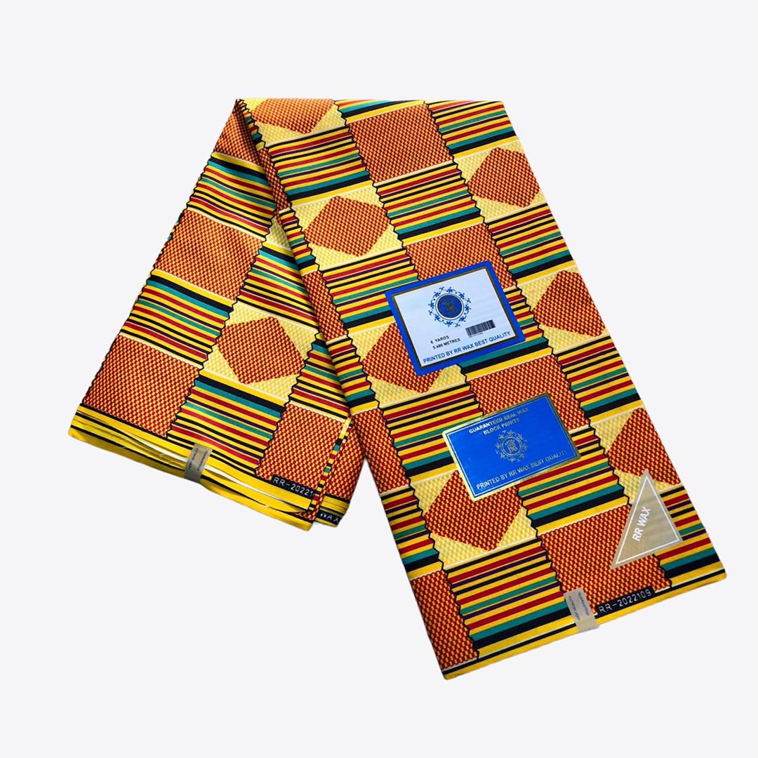 KEJI_FAB's tweet photo. Kente or Kampala? 
Which is your favorite?

I have these beautiful prints for sale 

Fabric: Ankara 
🏷 2,500
✂️ 6yards

Location: Lagos 
Please retweet my customers are on your TL 🤲🙏🏽
@_DammyB_ https://t.co/oYK3mrkwu5