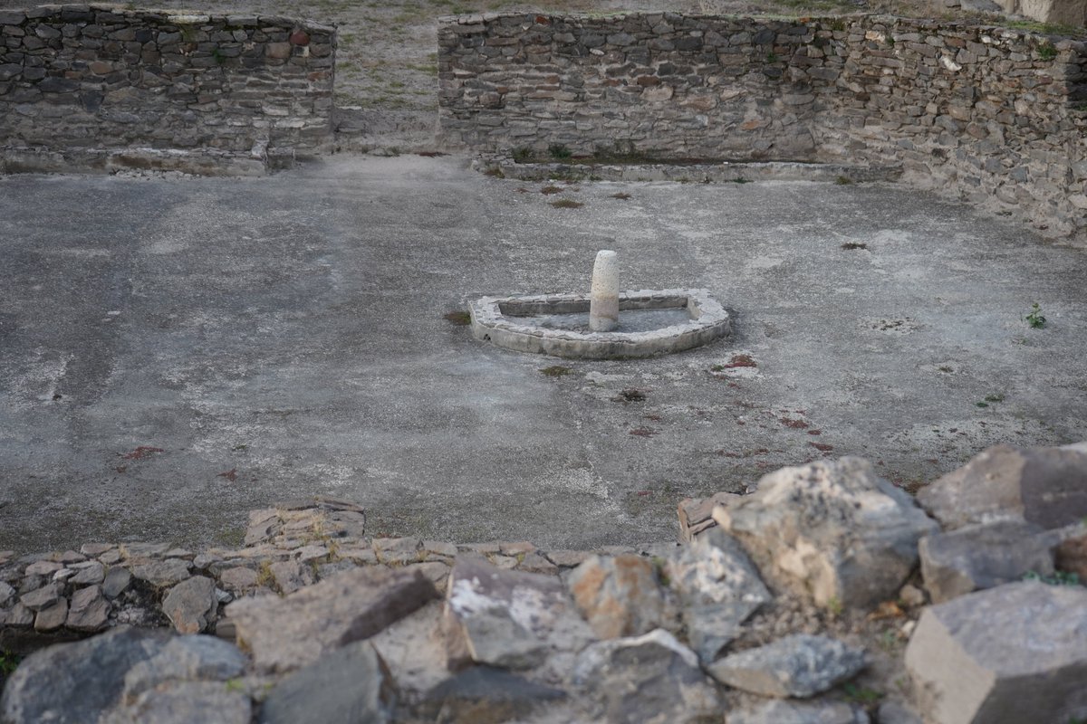 #Wari, an archaeological site (600-1000 d.C) located in #Ayacucho, with its D-shaped structures. It reminds me of an ancient amphitheatre. #Andean #Archaeology
