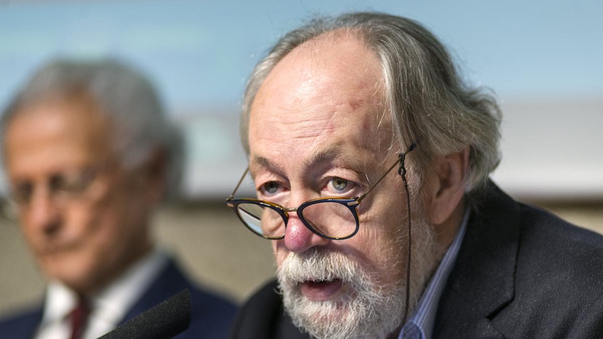 FedroSemiotica's tweet photo. Jorge Lozano ci ha lasciato stamane. Lozano era a capo del GESC, il grupo de Estudios de Semiótica de la Cultura, insegnava all'Universidad Complutense di Madrid. Ricordiamo le sue ricerche su arte, moda, lusso e la comunicazione persuasiva. https://t.co/OWSgatU5j7