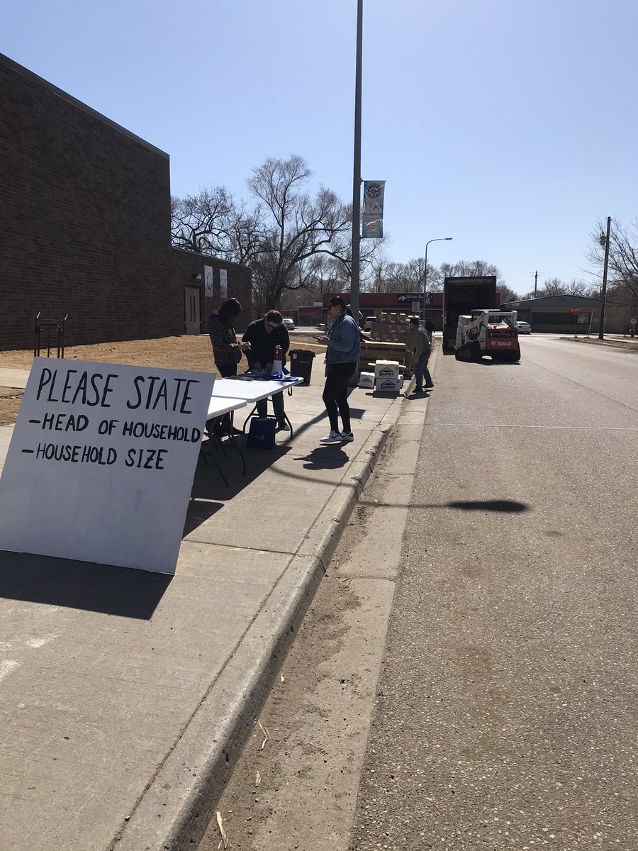 ComOptDarcy's tweet photo. Getting the word out! Great Plains Food truck #youdecideweprovide @ComOptAustyn @ComOptND @ComOptAmber @ComOptTrina @ComOptLindsay https://t.co/m6PolcNjka