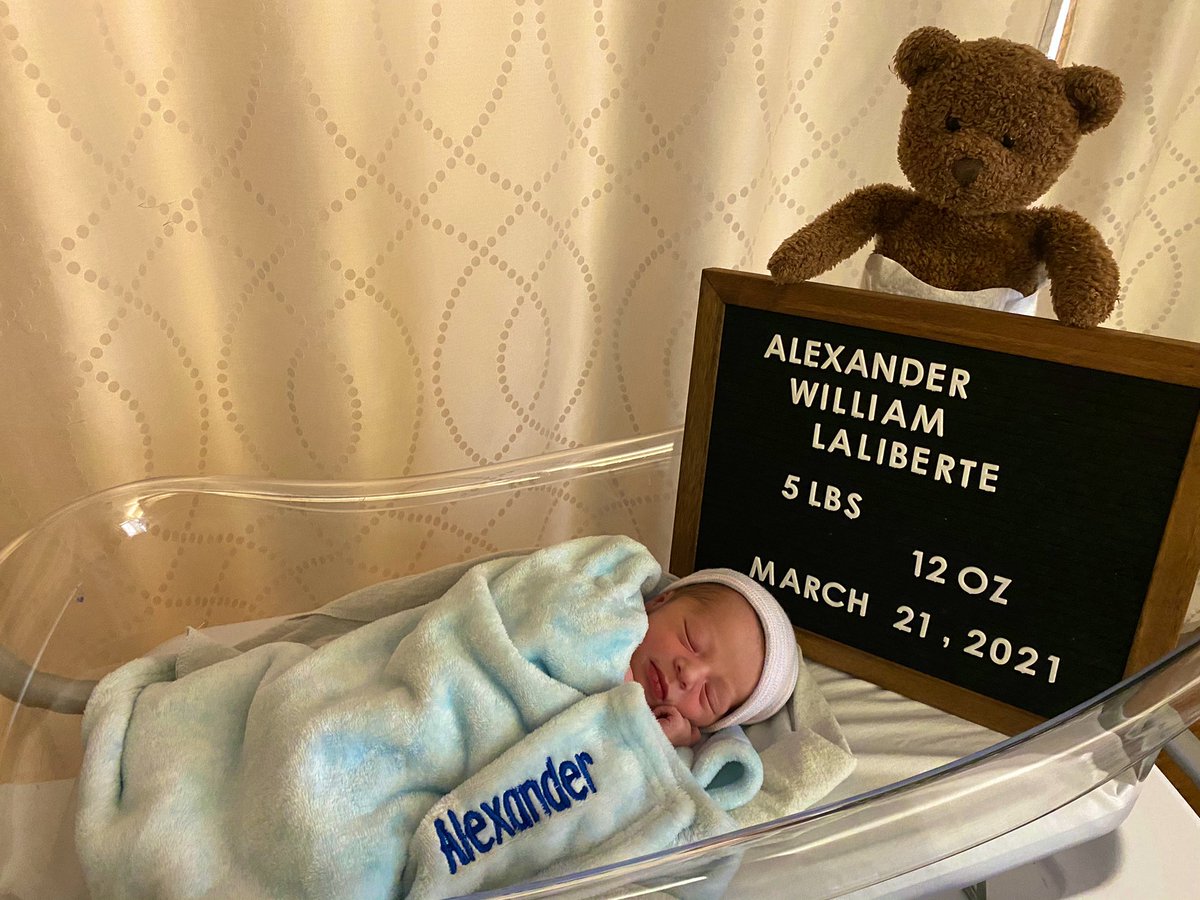 Michelle_lobo17's tweet photo. i spent 24 hours in active labor...but it was worth it to say the least. i love him so much already 🥺🥺💙 https://t.co/VvFGuTyhA0