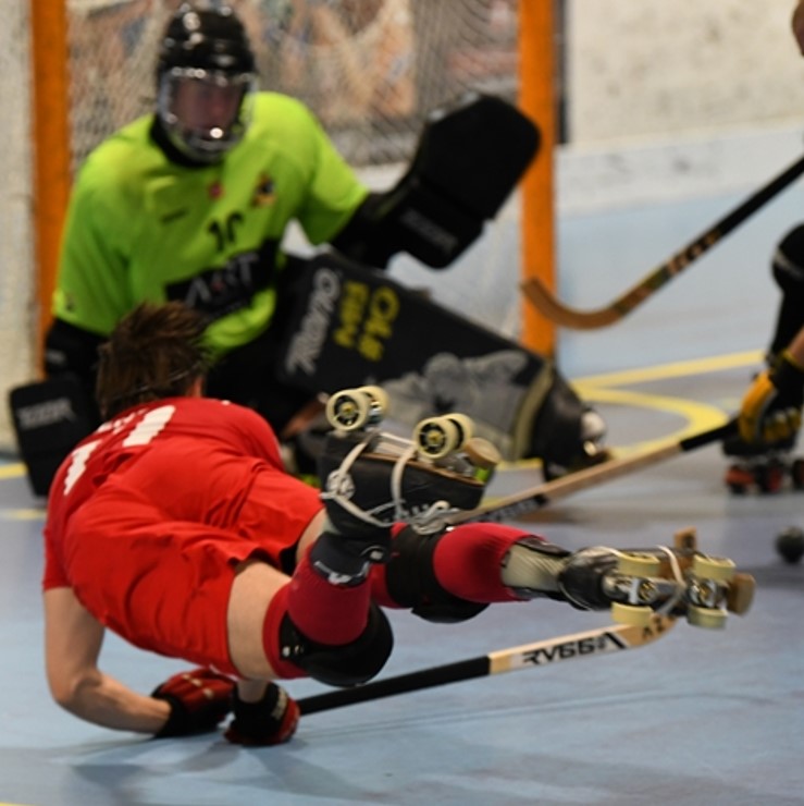 rhnewscom's tweet photo. 🏑 🇨🇭 Abbruch! In der Schweiz ist die Meisterschaft 20/21 vorbei https://t.co/wWL0ka226N 

#rollhockey #rinkhockey #junioren #u20 #srhv #fsrh https://t.co/PgE8Z9ajRU