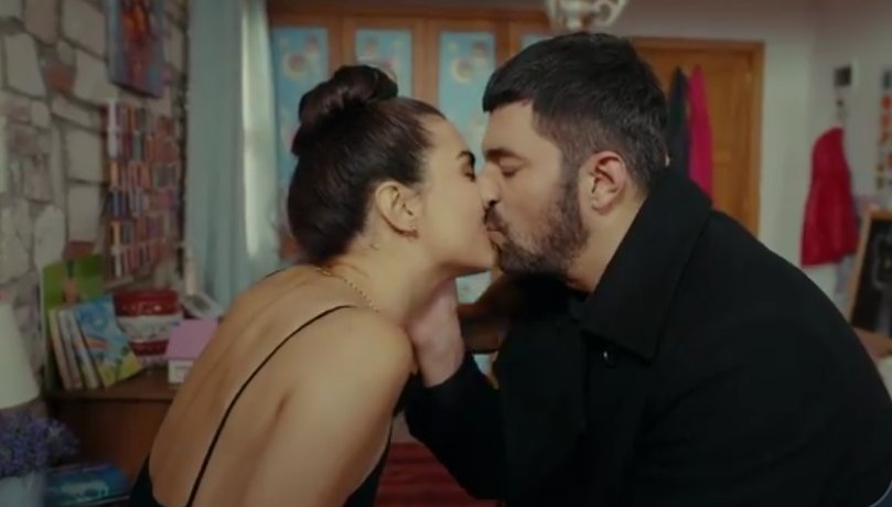 +Bak gidemem,kalirim.. Çok güzel bakıyorsun
-Asil sen çok güzel bakıyorsun💙

#güvenmekistiyorum #Sefirinkızı #Mavsan