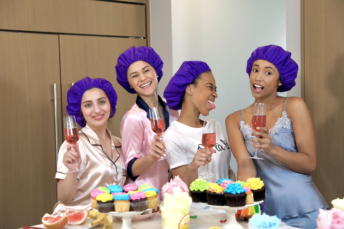 How is your slumber party going?!? Party  time! 🎉 🎈 🎊 #everhotbrand #everhot #hair #hairproducts #beauty #deepconditioning #hairfashion #hairstylist #haircolor #hairstyle #thermalcap #beautiful #heatcap #hairmasque #hairmodel #curlyhair #longhair #hairmask #deepconditioner