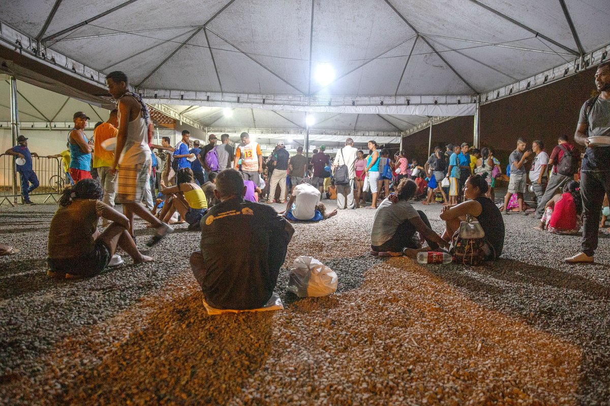 RJM_LAC's tweet image. #Brasil #Pacaraima #MigrarNoEsUnDelito #ProtegerNoEsUnDelito

Sigue abierta la posibilidad de sumarse al llamado de la Sociedad Civil Brasil y LAC. docs.google.com/forms/d/e/1FAI…

Más info: redjesuitaconmigranteslac.org/post/brasil-de…