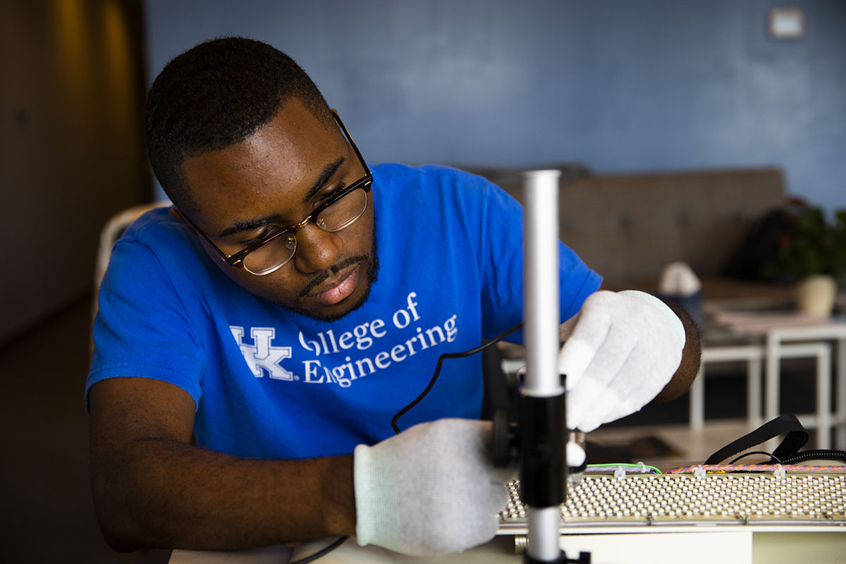 Through a new collaboration with Lexmark, the college will offer two, $10,000 annual scholarships to one woman and one underrepresented minority student majoring in engineering. The scholarships also come with a paid, 10-week summer internship at Lexmark. ow.ly/5i4L50E5s3K