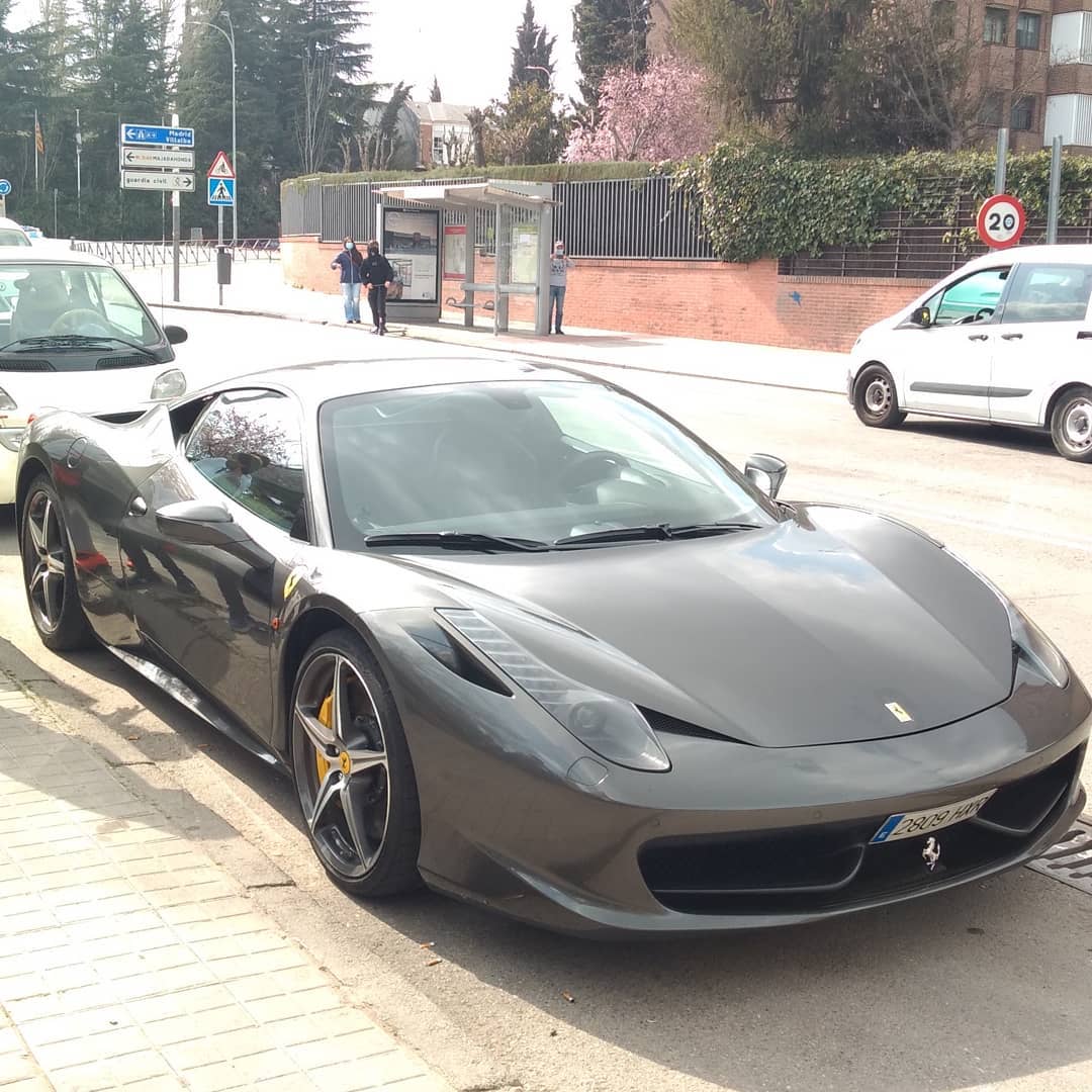 JaimeX6m's tweet photo. Ferrari 458 Italia!

#ferrari #ferrari458 #Atmosférico #V8 https://t.co/7pNyNbkUzM
