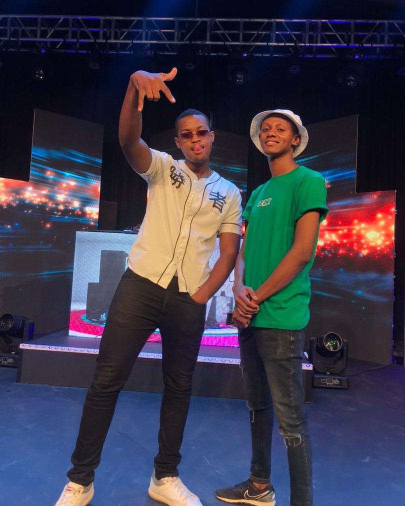 Never lose yourself.
❄❄

deezer.page.link/MbwX6pJ4DKCmoW…