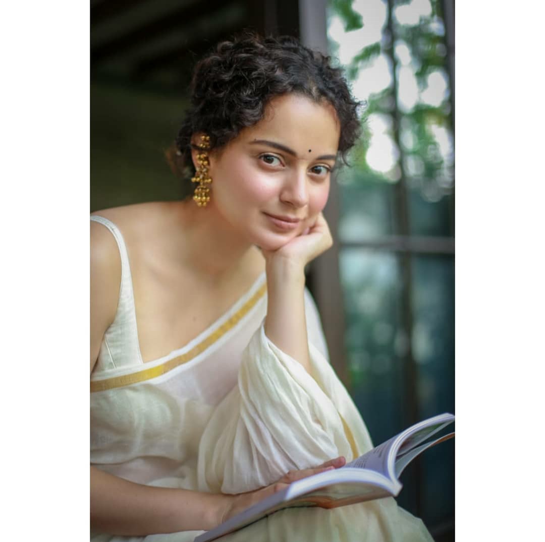 Aditya_100797's tweet photo. Happiest birthday @KanganaTeam
#HappyBirthdayKanganaRanaut
#myalltimefav https://t.co/shUIXq2Wwp