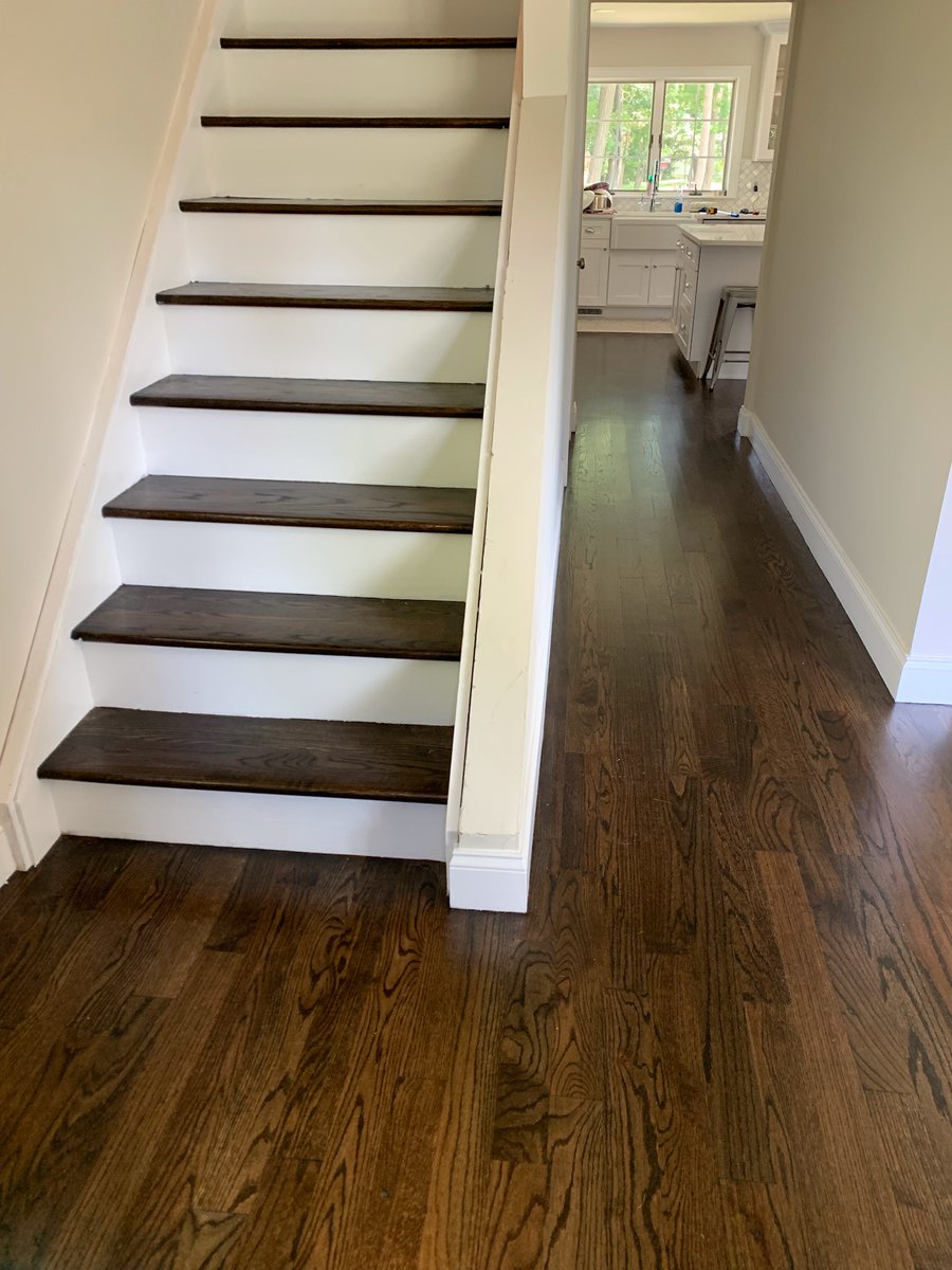 ComaxProperties's tweet photo. New stairs make a huge difference! Next up railing and carpet runner! CoMax gets it right! #longislandhouseflippers #comaxproperties #buyrenovatesell #631 #516 https://t.co/WFoFVgUW6q