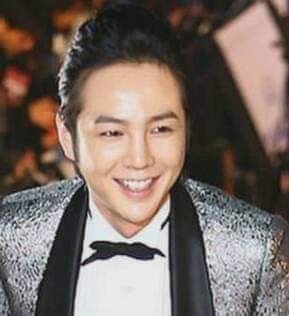 LuisaMainero's tweet photo. Mi unica estrella ⭐
#チャン・グンソク 
#Star
#latinStar
@AsiaPrince_JKS https://t.co/FWJ4xw5MCO