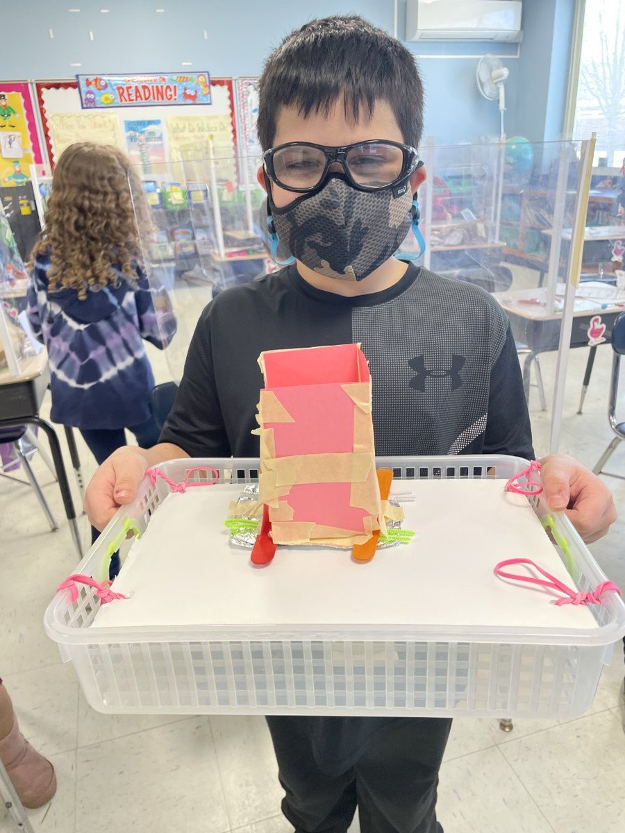 perlesmagnet's tweet photo. Earthquake Shelters!  2nd grade students learned about earthquakes in STEAM and built shelters that are Earthquake proof.  We tested them on a shaky-board.   #ask #imagine #plan #create #reflectimprove #fastchanges #earthssurface https://t.co/rWG058MoVM