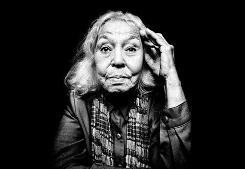 sim_barr's tweet photo. "Danger has been a part of my life ever since I picked up a pen and wrote. Nothing is more perilous than truth in a world that lies.".
Rip #Egyptian #feminist #writer #NawalElSaadawi
#author #activist #arabwriter #novelist #arabwoman #egyptianwriter #rememberlegends https://t.co/iVHej12l7L